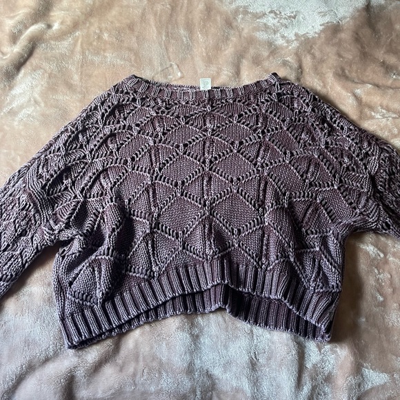 Purple crop long sleeve (have to wear something under) good condition - Picture 1 of 1